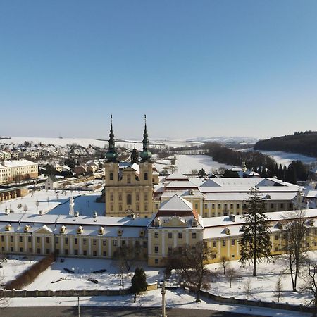 Salas-Dum Pro Spolecnou Dovolenou Az 11 Osob Esterno foto